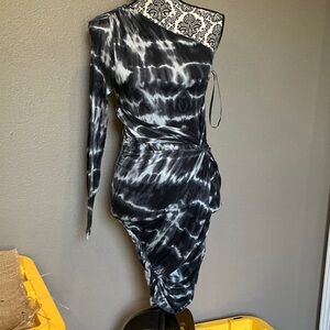 Tart Black and White Asymmetrical One-Shoulder Dress Size Small